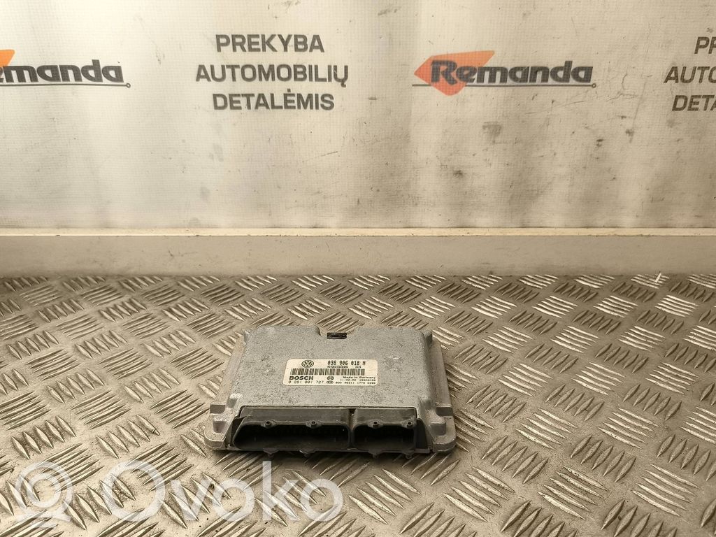 Volkswagen PASSAT B5 Engine control unit/module 