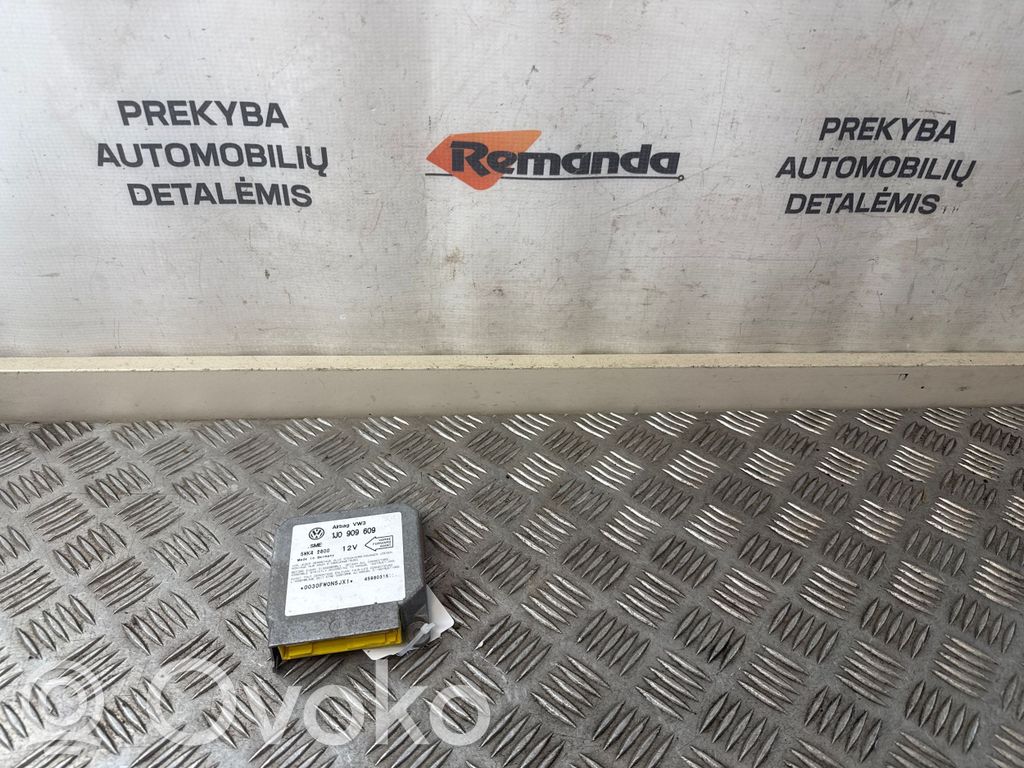 Volkswagen Golf IV Airbag control unit/module 