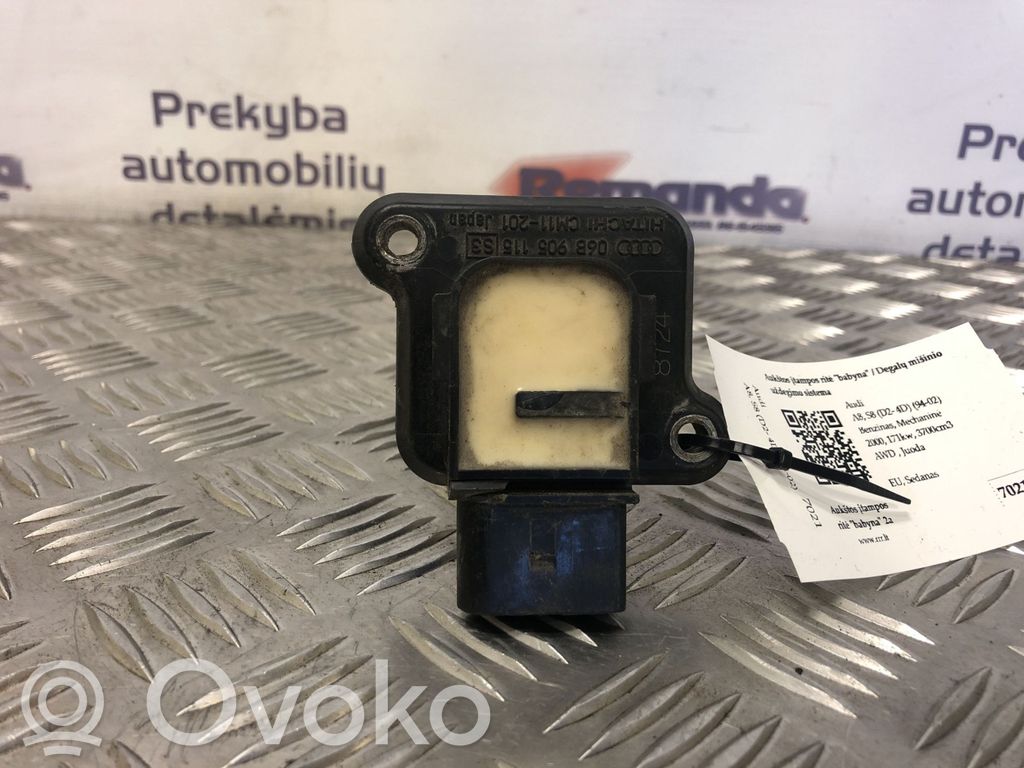 Audi A8 S8 D2 4D Bobină aprindere 