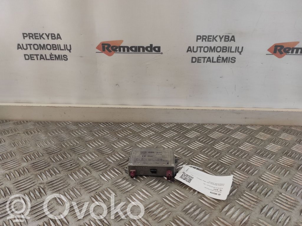 Audi A4 S4 B6 8E 8H Pystyantennivahvistin 