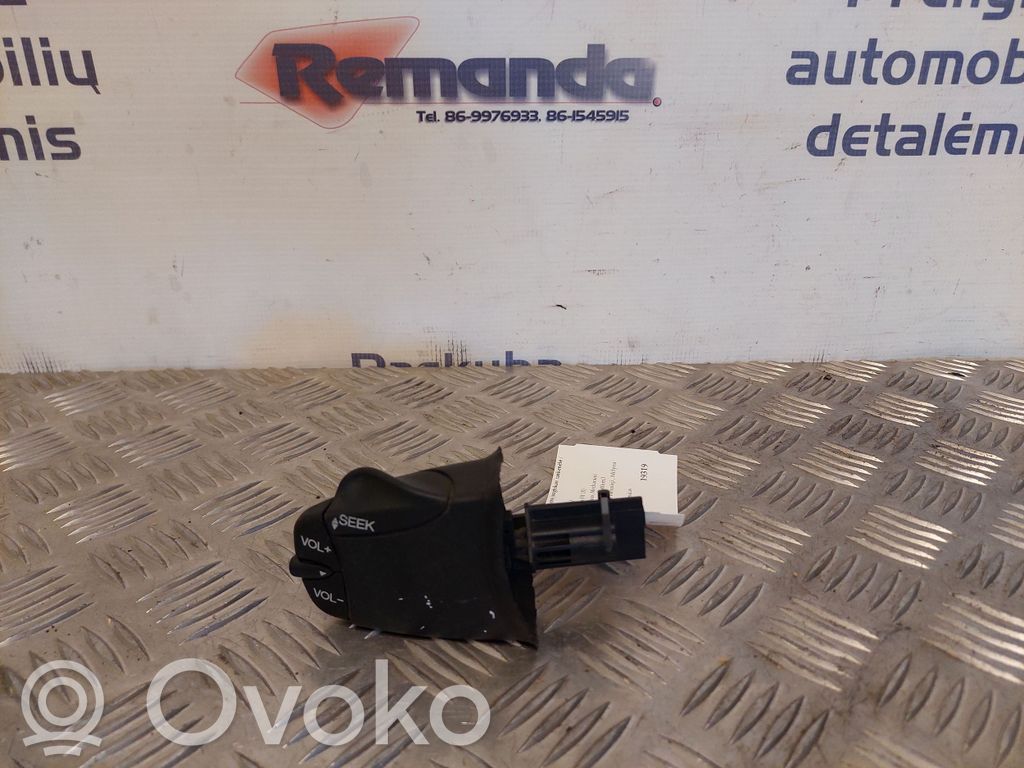Ford Focus Multifunctional control switch/knob 