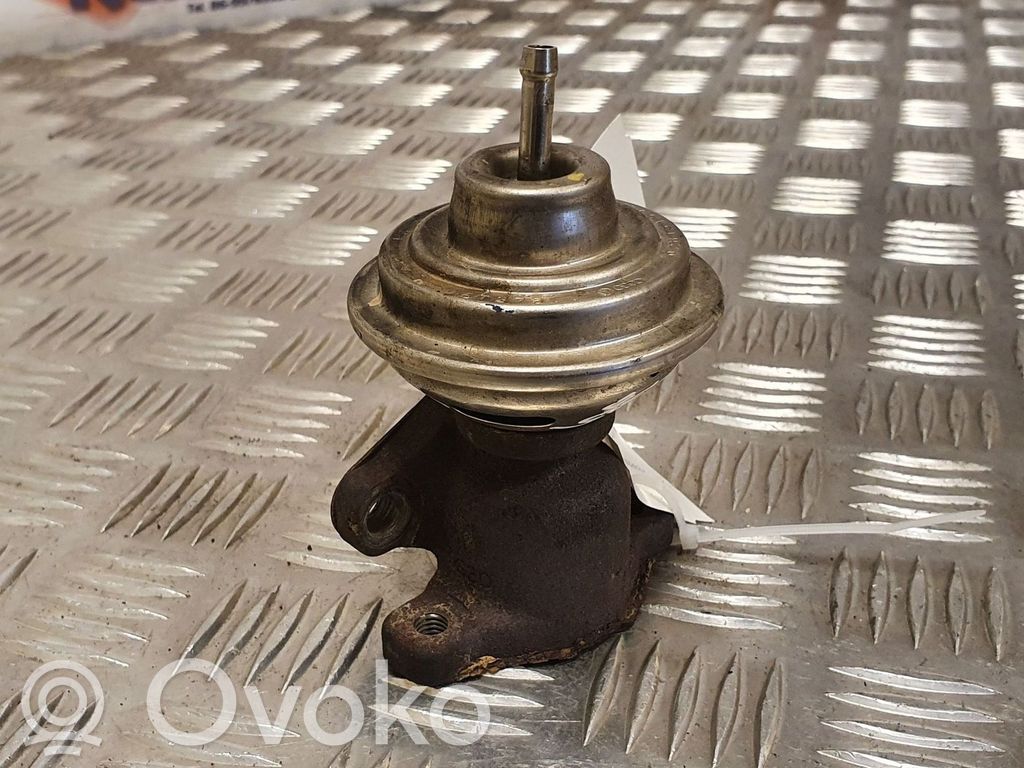 Volkswagen PASSAT B5 EGR vožtuvas 