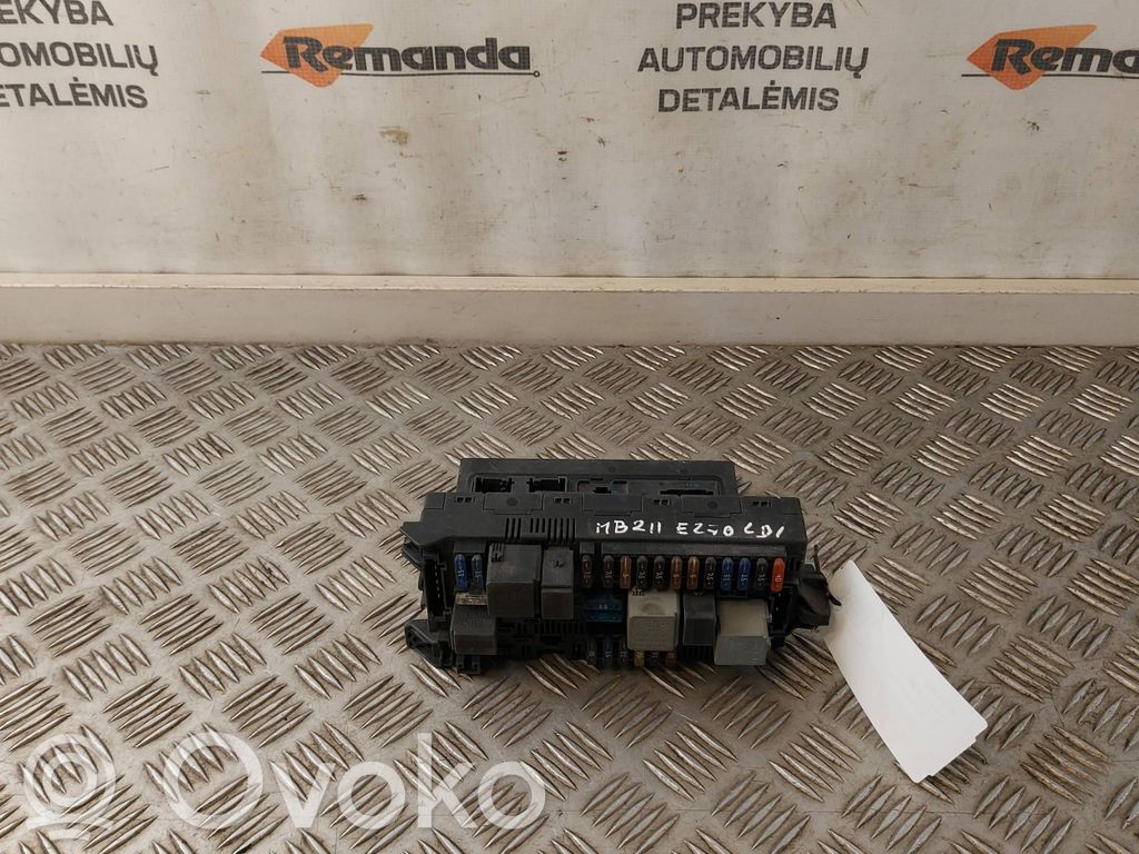 Mercedes-Benz E W211 Módulo de fusible 