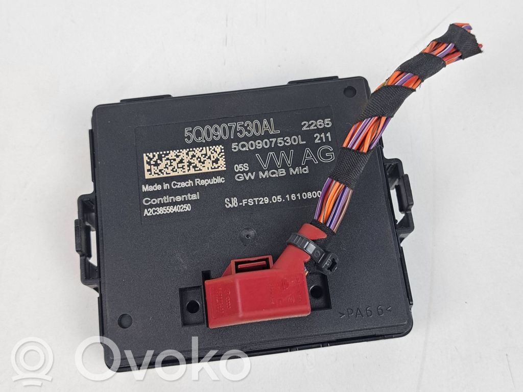 Volkswagen Golf VII Gateway control module 