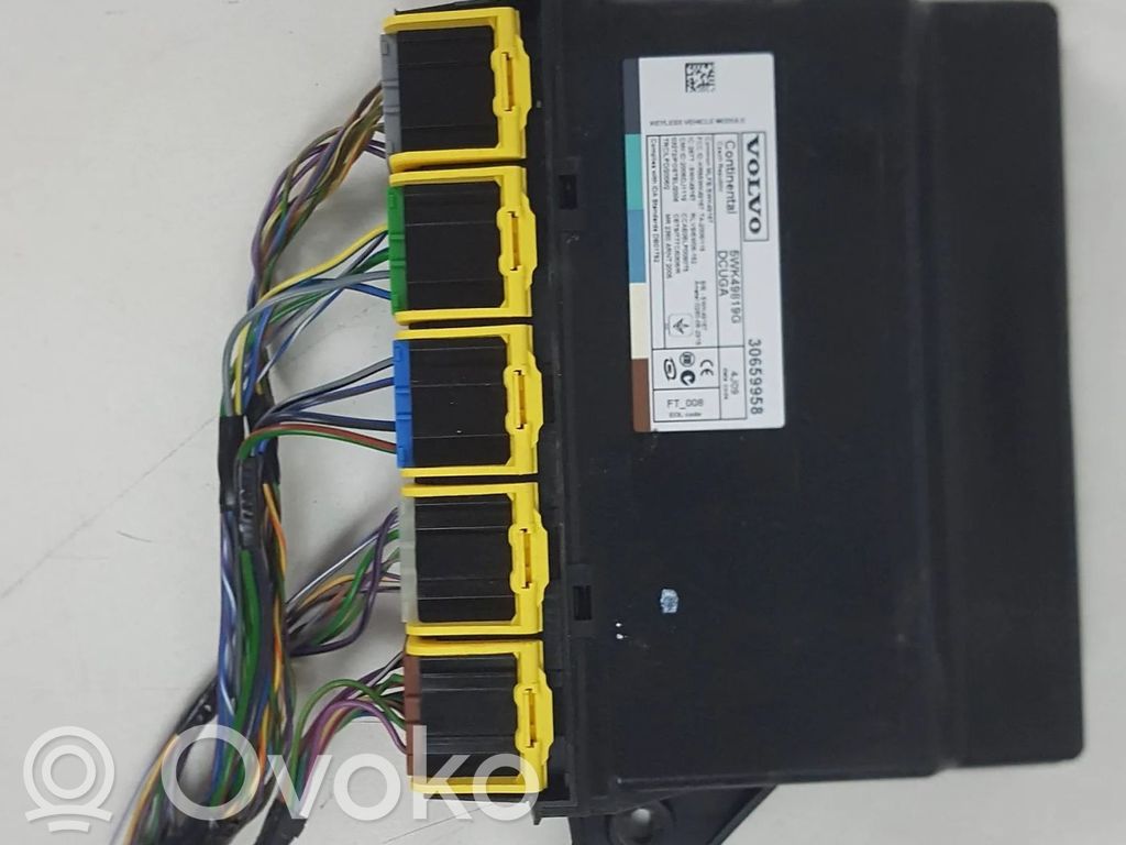 Volvo XC60 Door central lock control unit/module 