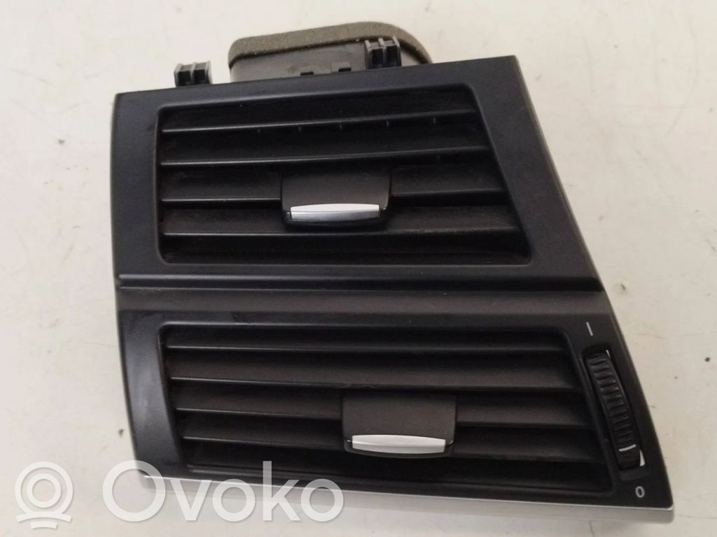 BMW X5 E70 Dashboard side air vent grill/cover trim 