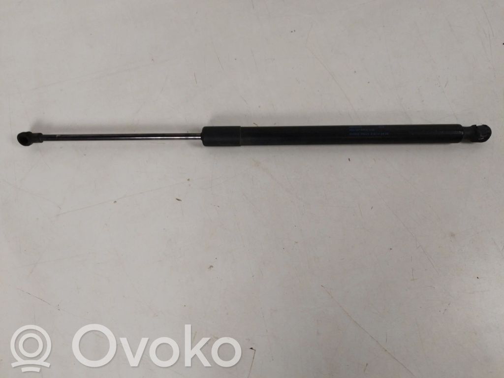Volkswagen Golf VII Tailgate/trunk strut/damper 
