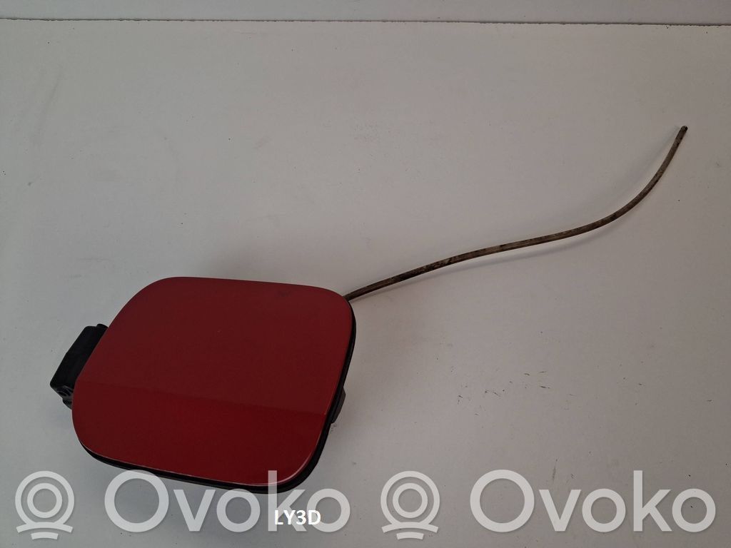 Volkswagen Jetta VI Tapón del depósito de combustible 