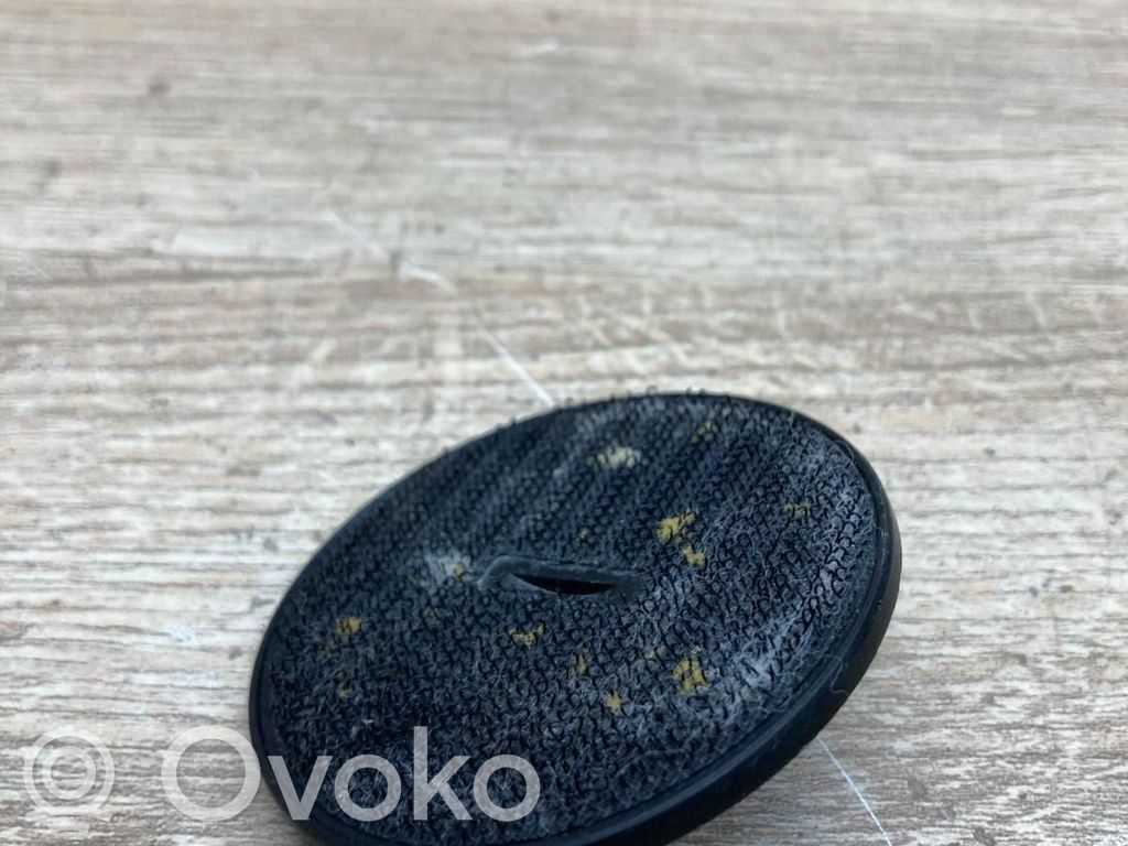 BMW 5 F10 F11 Morsetto di fissaggio a clip per tappetini 
