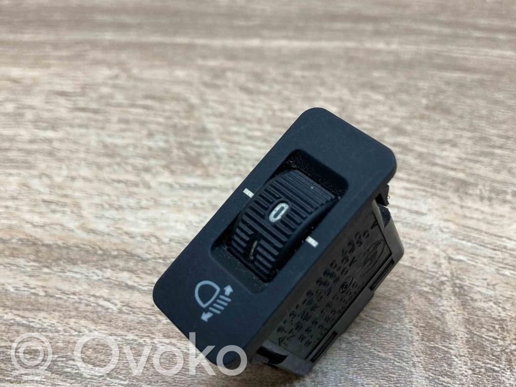BMW 5 E39 Headlight level height control switch 