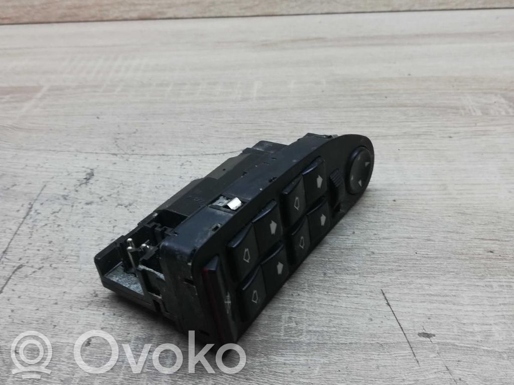 Electric window control switch   8380646
