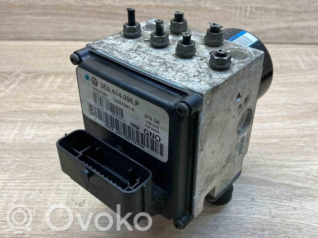 Volkswagen PASSAT B6 ABS Pump 