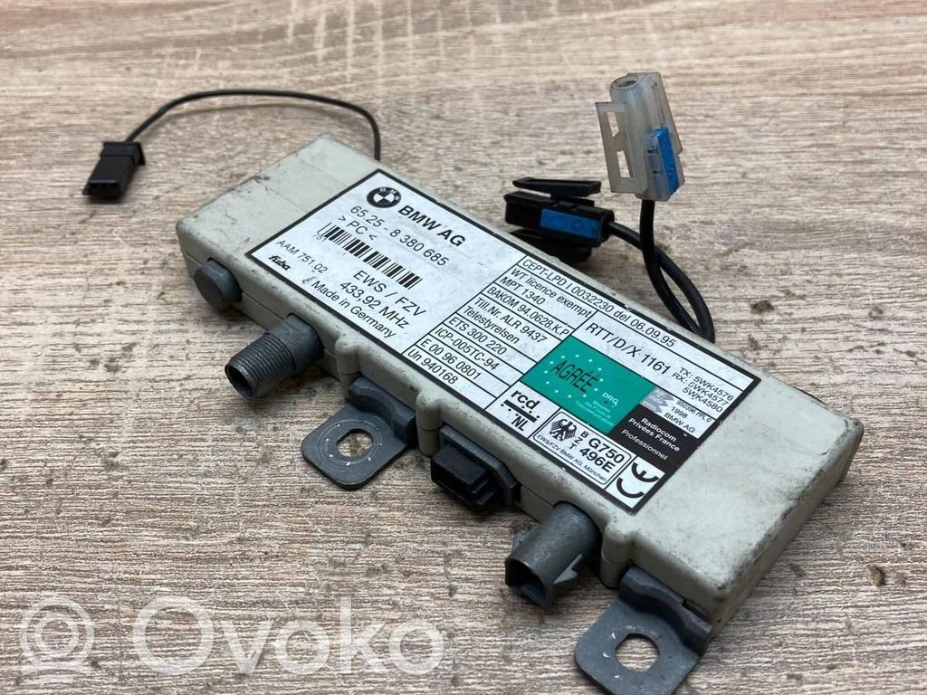 BMW 5 E39 Antenos stiprintuvas 