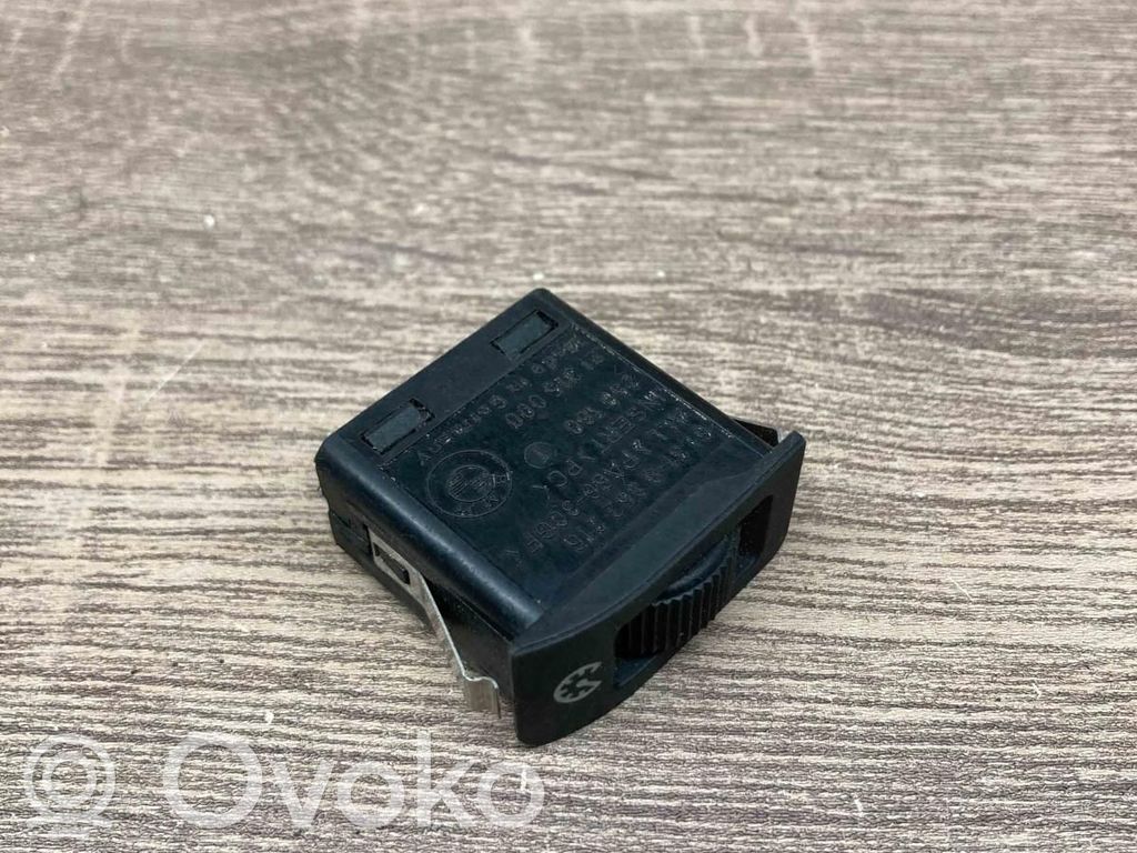 Panel lighting control switch   8352216
