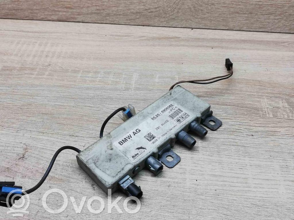 BMW 5 E39 Antenos stiprintuvas 
