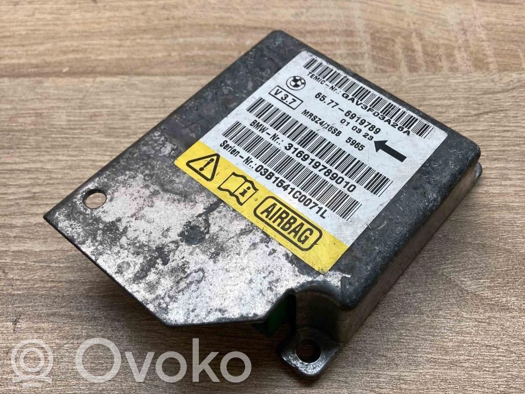 BMW 5 E39 Airbag control unit/module 