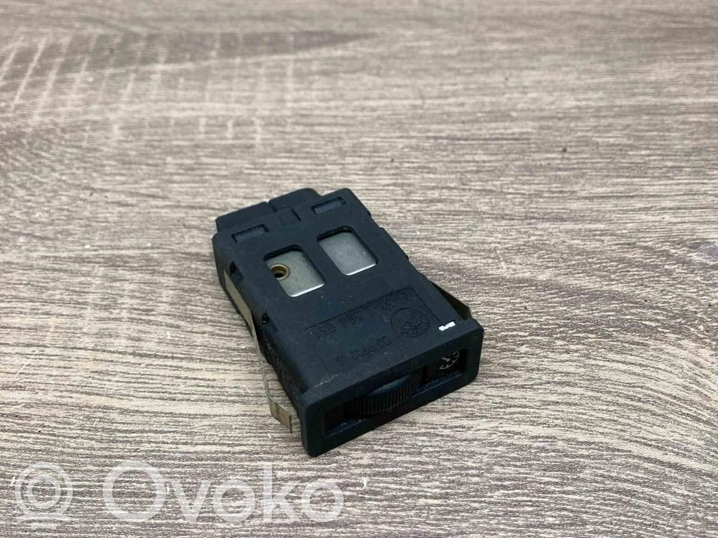 BMW 5 E34 Panel lighting control switch 