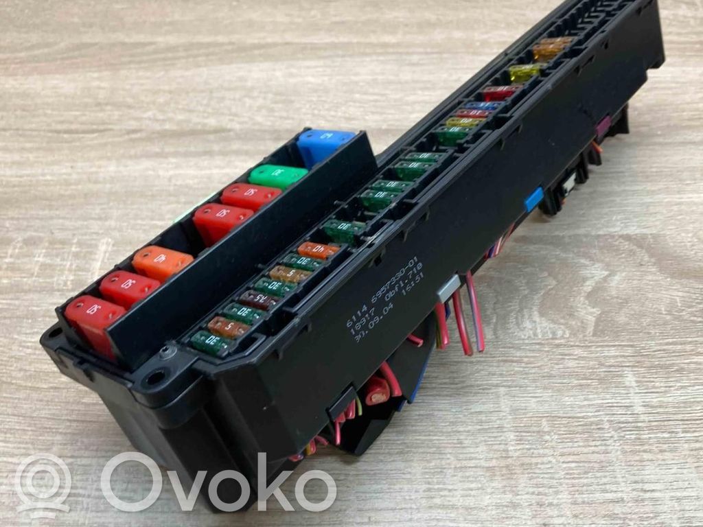 BMW 6 E63 E64 Fuse module 