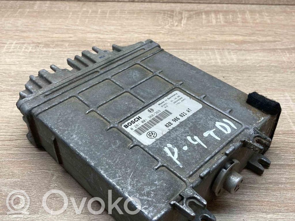 Volkswagen Golf III Engine control unit/module ECU 