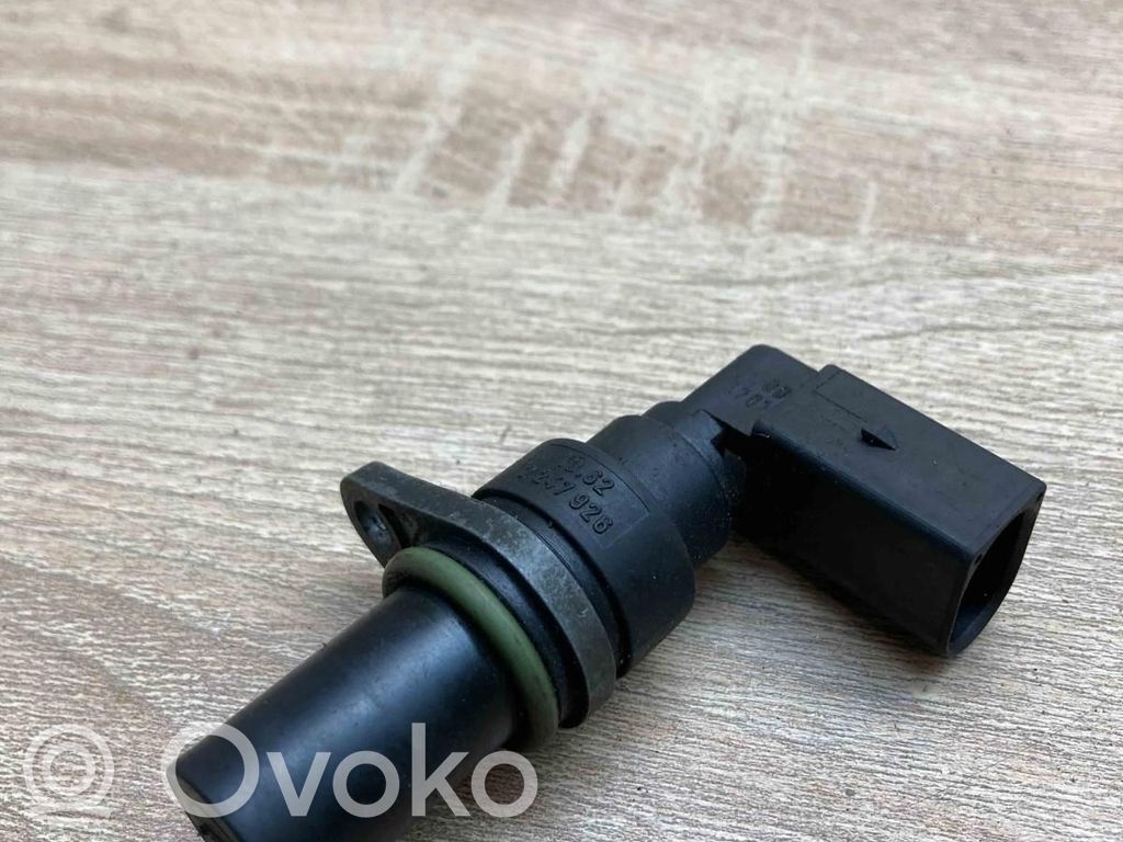 BMW 5 E39 Crankshaft position sensor 