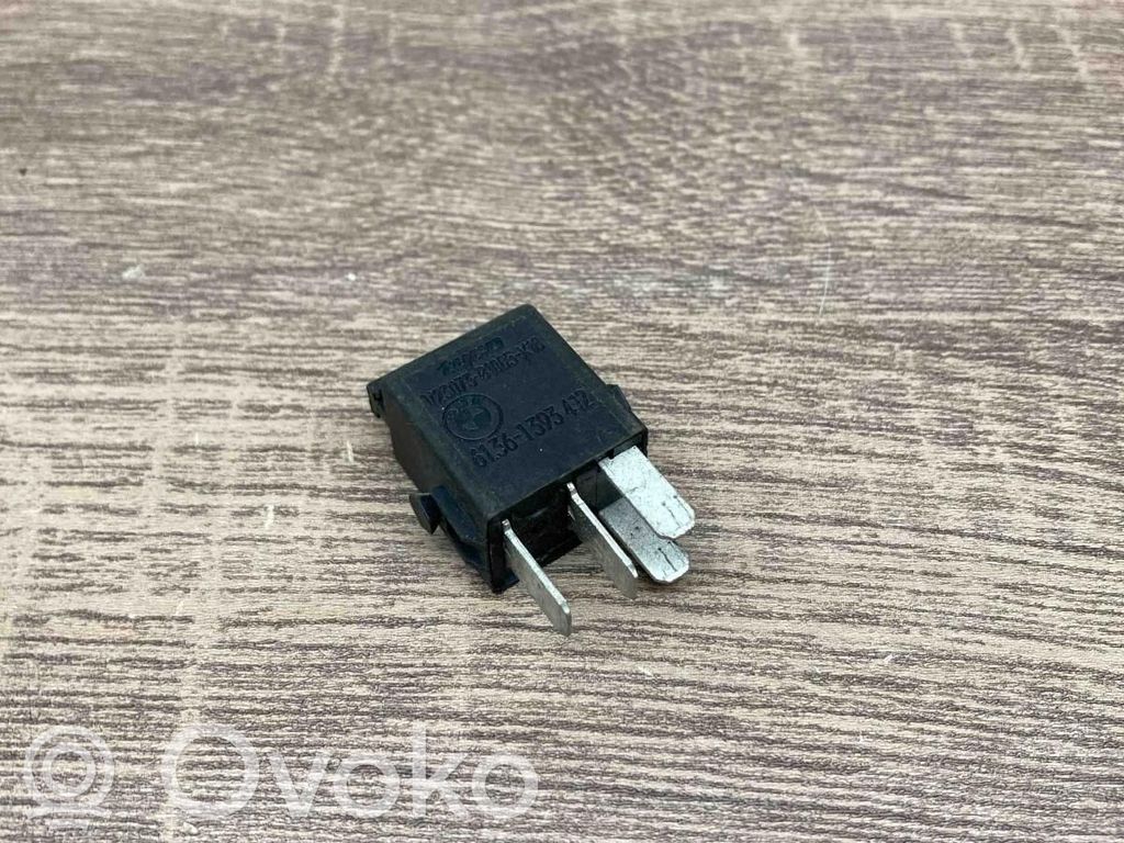 BMW 5 E39 Other relay 