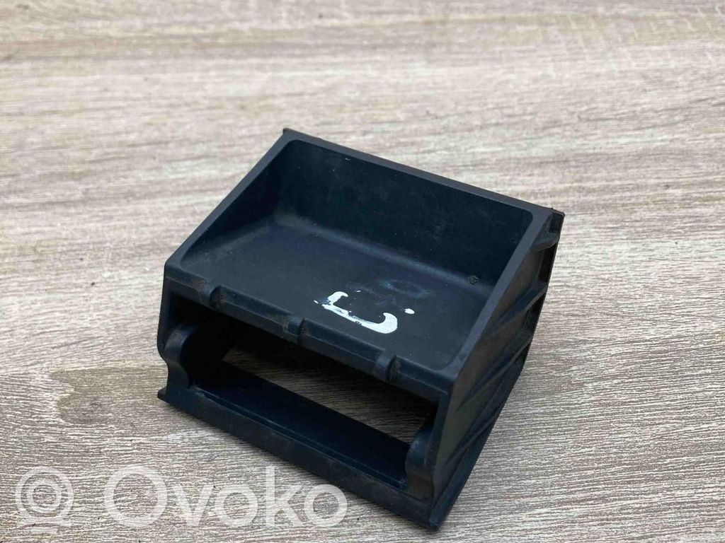 BMW X5 E70 Radiator mount bracket 