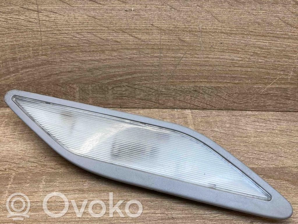 BMW 5 E39 Rear seat light 