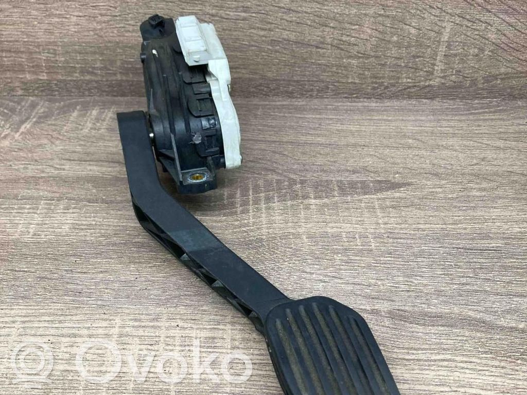 Volvo S80 Accelerator throttle pedal 