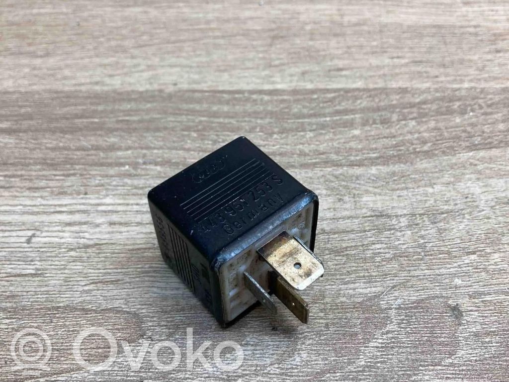 Audi A6 S6 C4 4A Other relay 