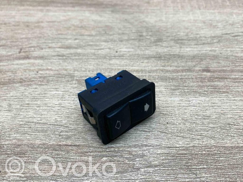 BMW 5 E34 Electric window control switch 