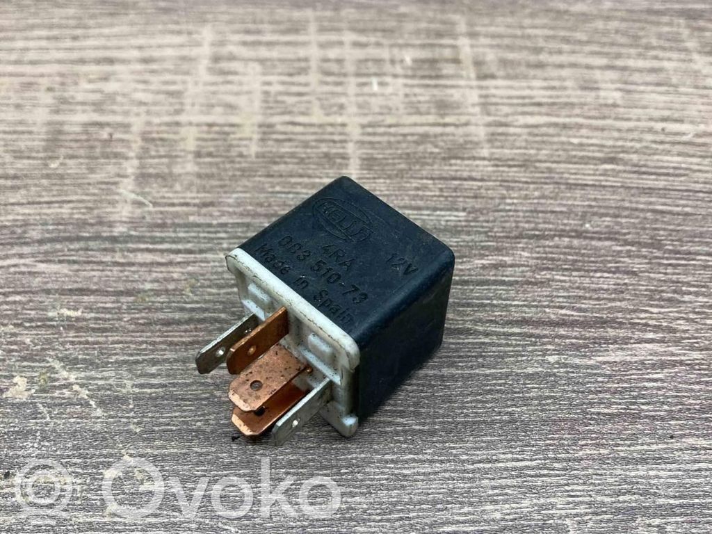 Volkswagen PASSAT B4 Muu rele 