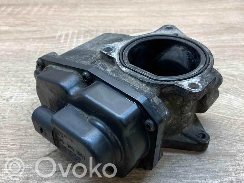 Volkswagen PASSAT B6 Droselinė sklendė 