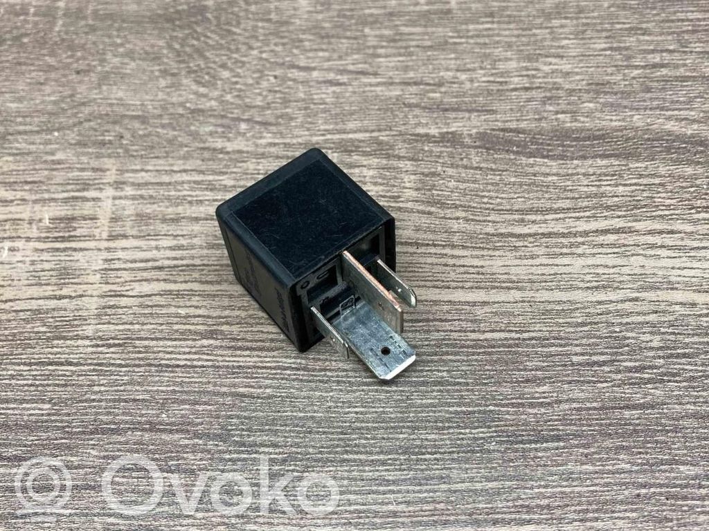 Inne przekaźniki   V23134J52X207,7700821864