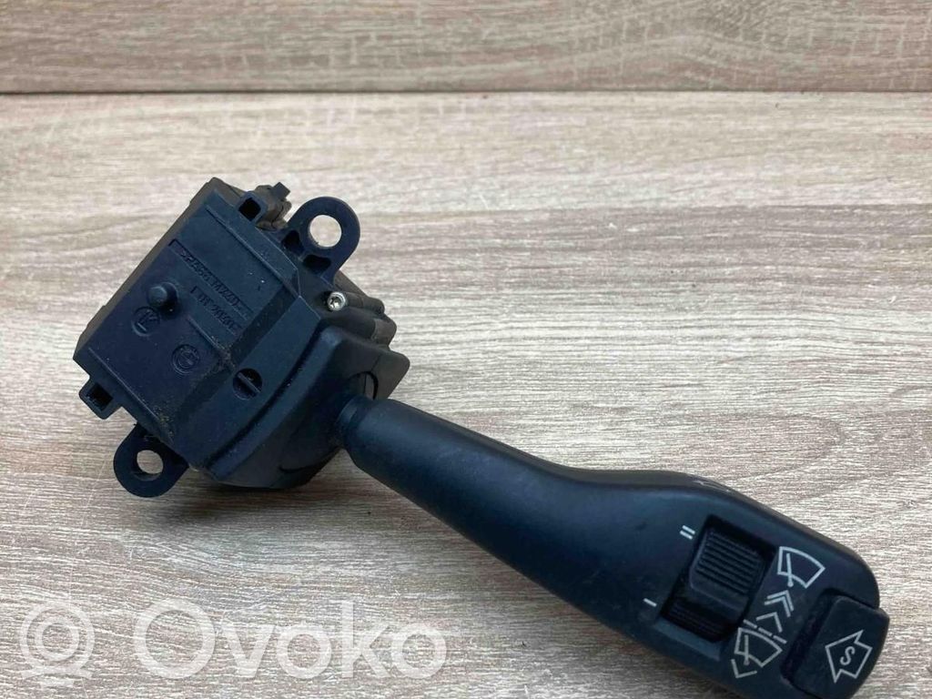 BMW X5 E53 Stikla tīrītāja vadības pogas kātiņš 