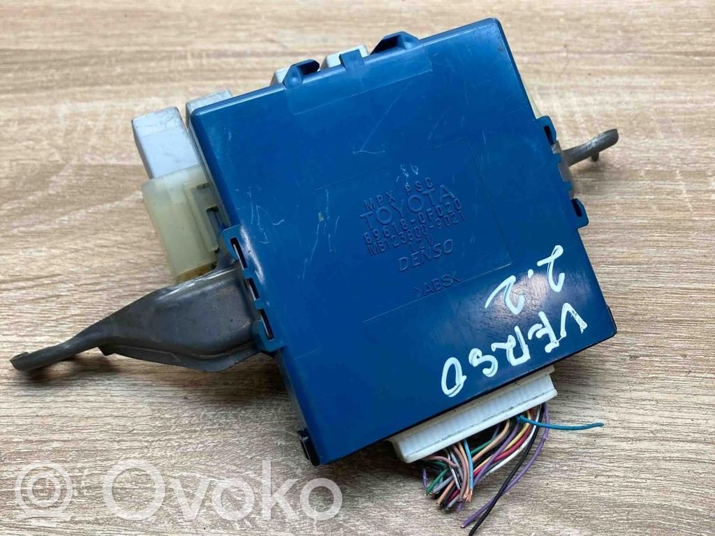 Toyota Corolla Verso E121 Inne komputery / moduły / sterowniki 