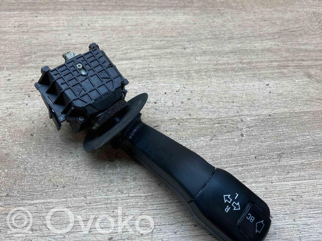 BMW 7 E38 Indicator stalk 
