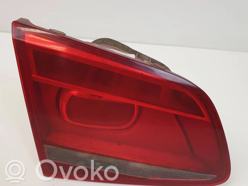 Lampy tylnej klapy bagażnika   3AE945093J,90004893,900048932003,3AE945093B,3AE945093D,3AE945093K