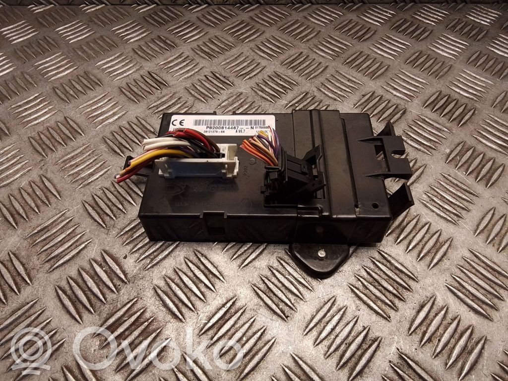 Opel Vivaro Module confort 