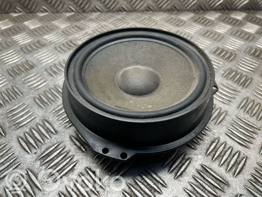Opel Vivaro Front door speaker 