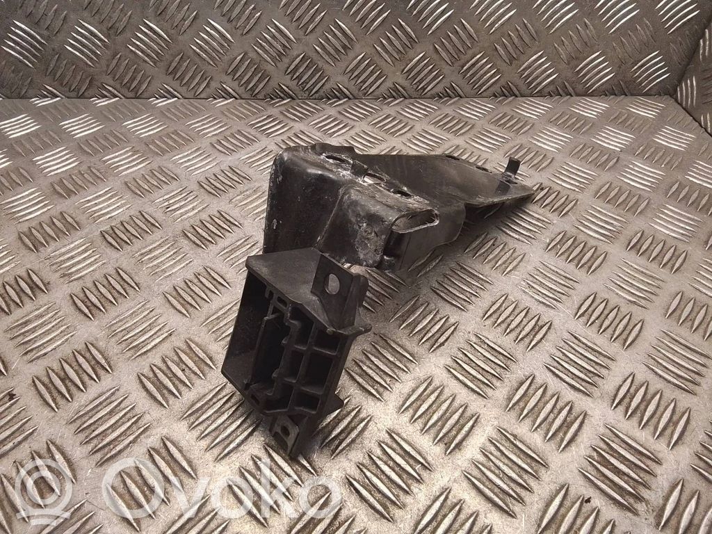 BMW X1 E84 Radiator mount bracket 