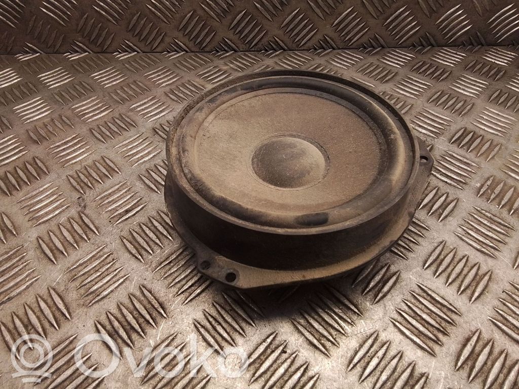 Opel Vivaro Front door speaker 