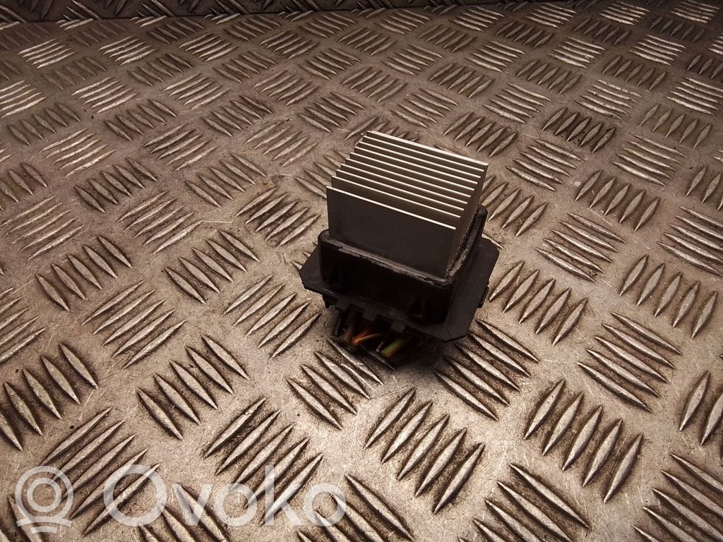 Peugeot 308 Mazā radiatora ventilatora reostats 