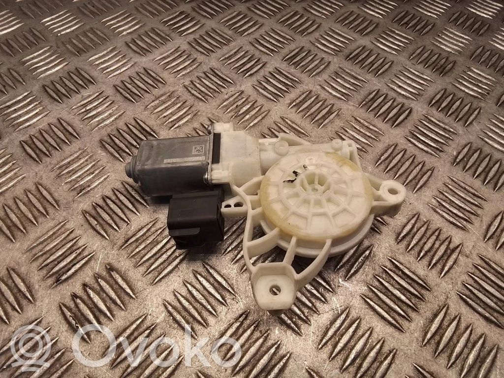 Silnik regulatora szyby drzwi przednich   A75655110