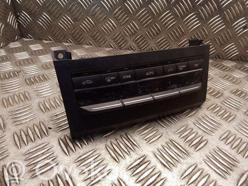 Mercedes-Benz E A207 Panel klimatyzacji 