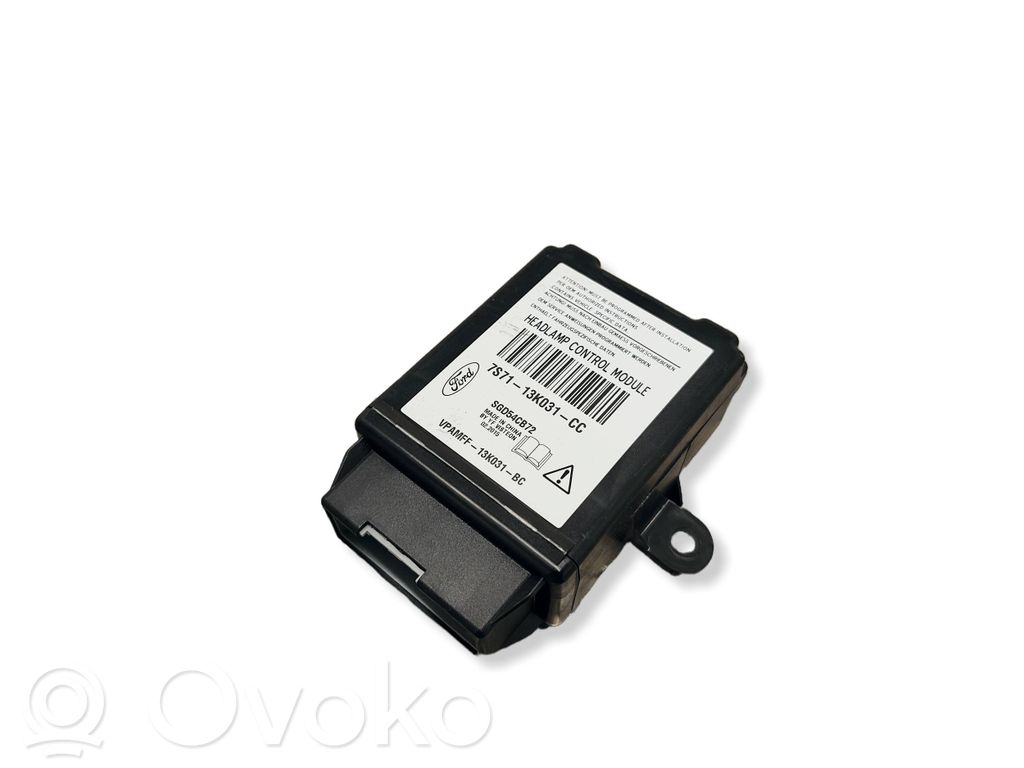 Ford Kuga II Light module LCM 