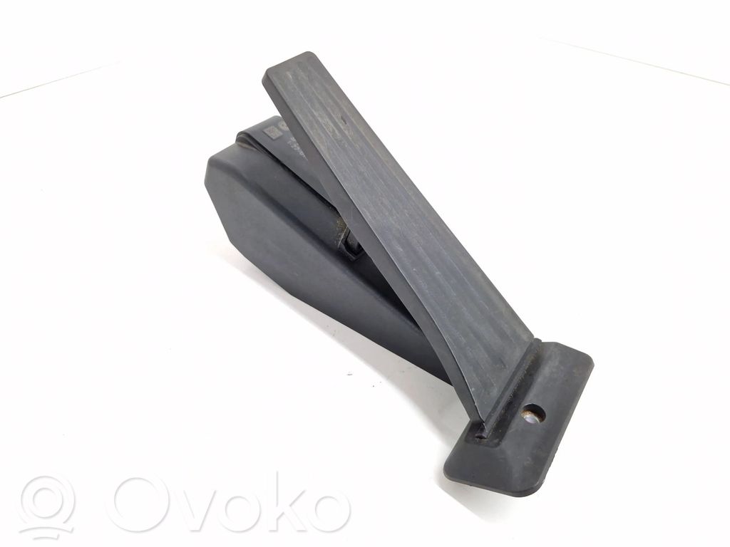BMW 1 E81 E87 Accelerator throttle pedal 