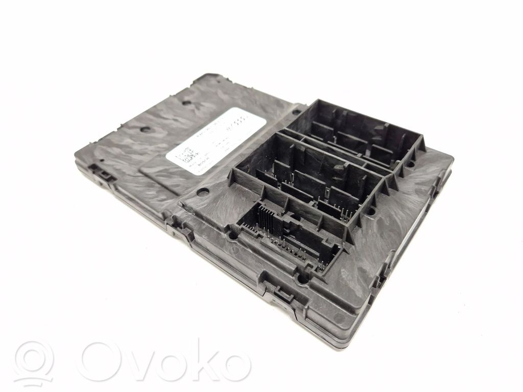 Audi A4 S4 B9 Comfort/convenience module 