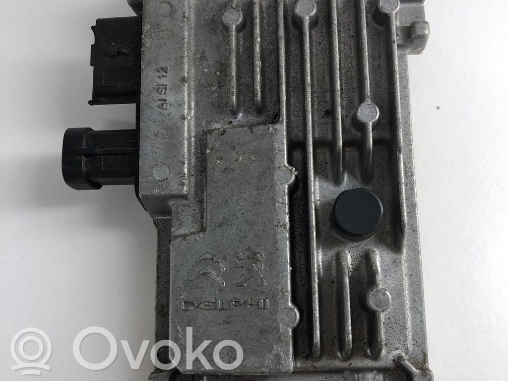 Peugeot 308 Degimo valdymo blokas 