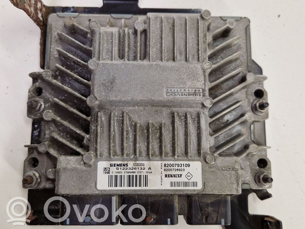 Engine control unit/module   8200793109