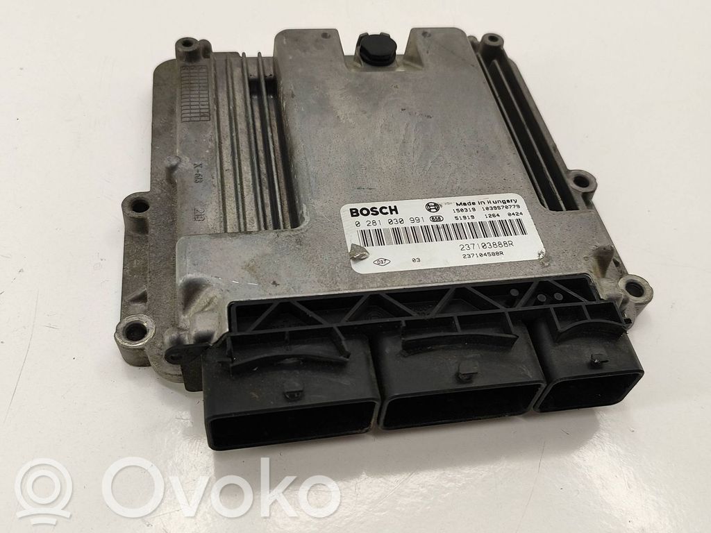 Renault Trafic III (X82) Engine control unit/module 